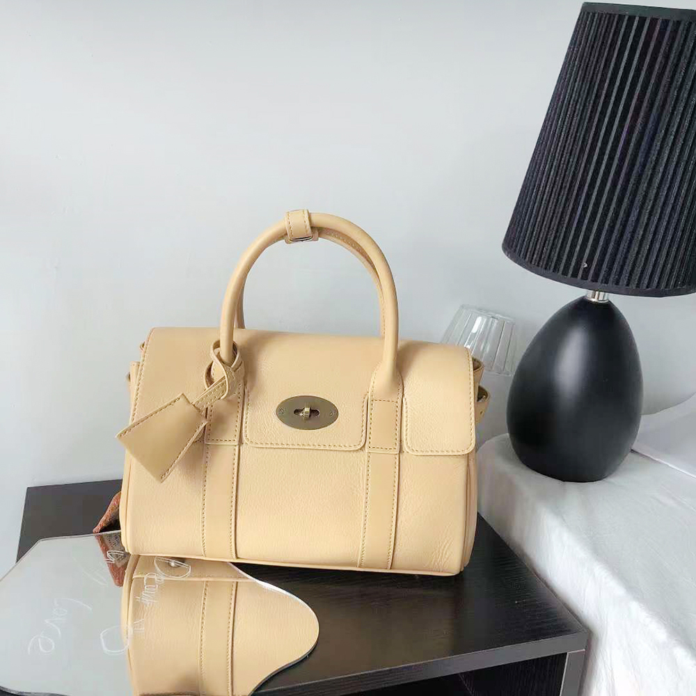 Luxury Design Women Satchel Sh - огляд і ціна Interior Design Portfolio
